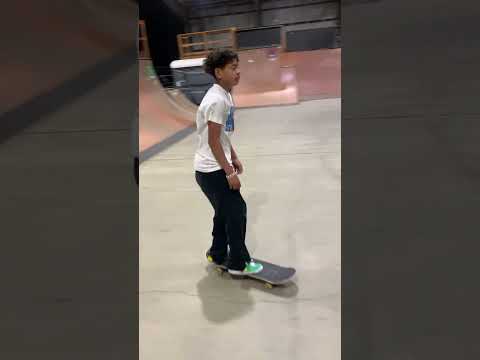 Marcus at The B #pizzaskateboards #skateboarding