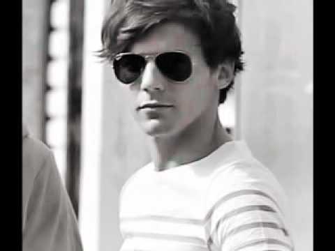  Direction Concert Chicago on One Direction Launches First North American Tour  Greets Fans At Kiss