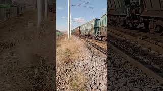 Müsellese Giriş Yapan Uzun Tren