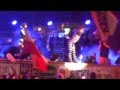 Woodstock 2012 The Darkness skok w publikę :)