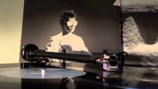 Watch Laurie Anderson Let Xx video