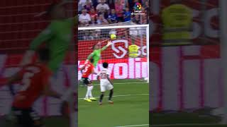 Manolo Reina With An Unreal Save  