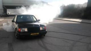 Mercedes Dri̇ft Lasti̇k Yakma Burnout