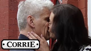 Coronation Street - Robert Is Hiding A Terrible Secret From Michelle