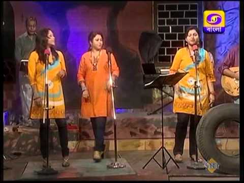 MENOKA MATHAI DILO BY TEETAS FOLK FUSION BAND CONDUCTED BY MARY...