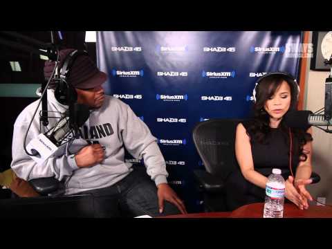 Rosie Perez Dishes Out On Relationship With Jennifer Lopez, New Book + PTSD Rosie Perez Dishes Out On Relationship With Jennifer Lopez, New Book + PTSD klip izle
