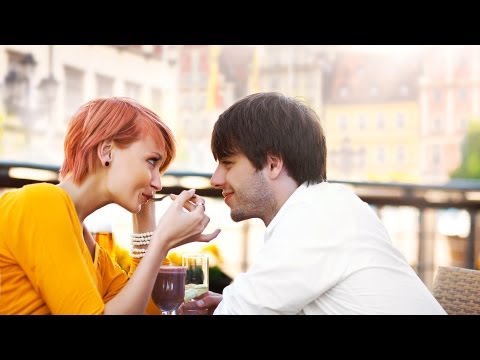 Makeup Training on How To Tell If Someone Is Attracted To You By Their Body Read Body