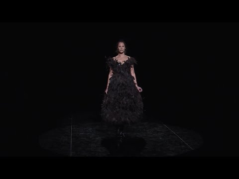 Christy Turlington helps Marc Jacobs close out New York Fashion Week