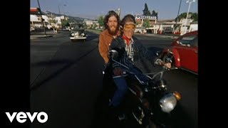 Watch Creedence Clearwater Revival Sweet HitchHiker video