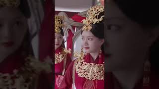 Zhu Yan Makes A Clone Of Her Own Image