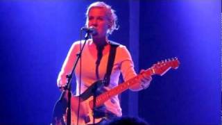 Watch Throwing Muses Speed And Sleep video