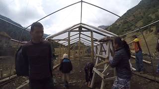 Construction of a greenhouse for the Sherpa school community of Phugmoche in Nepal