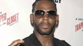 Watch R Kelly I Know You Are Hurting video