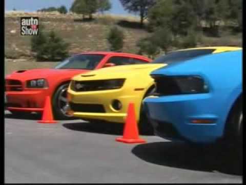 Camaro Challenger on Ford Mustang Gt Vs Chevrolet Camaro Dodge Charger