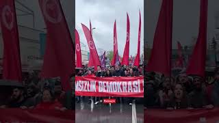 Türkiye İşçi Partililer Kadıköyde 1 Mayısı Kutluyor