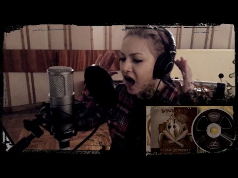 Скачать музыку infected rain