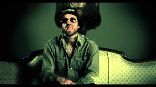 Watch Yelawolf Fast Ride video