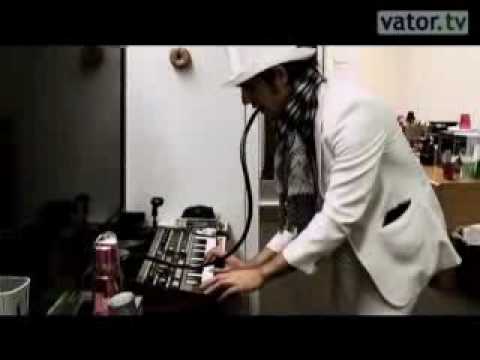 Startup Sessions - Playing some electronic tunes with Smule