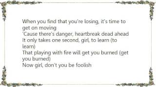 Watch Bonnie Raitt Danger Heartbreak Dead Ahead video