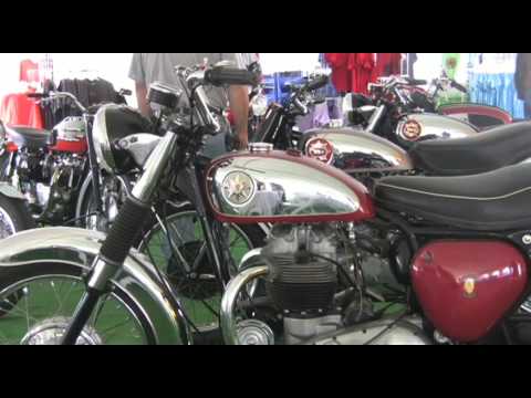 Vintage Auto Racing Association on Vintage Motorcycle Racing On Veengle