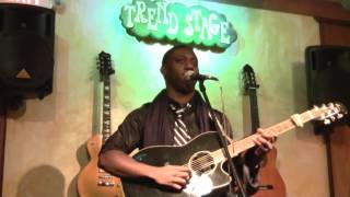 Guitaro 5000 @ Trend: La bamba, push it, tootsie Roll, baby got back