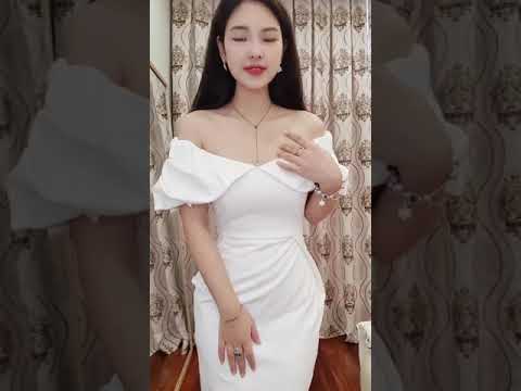 Váy dự tiệc ôm body màu trắng hở vai sang chảnh V1599