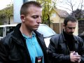 A Magyar Nemzeti Gárda igazoltatja a provokáló rendőröket ;)