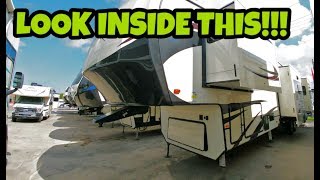 An Amazing and HUGE Fifth wheel with an awesome Floorplan! 4010RD