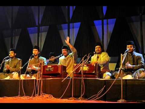 nazeer naseer warsi and group taqdeer mujhe le chal khwaja ji...
