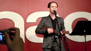 Watch Dionysos Lhomme Qui Pondait Des Oeufs video