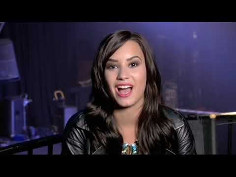 Demi Lovato Behind the Scenes Here We Go Again Jul 6 2009 206 PM