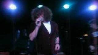 Watch Vendetta Red Caught You Like A Cold video