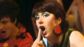 Watch Rezillos Top Of The Pops video