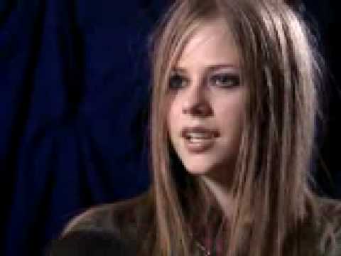 Avril Lavigne Sk8er Boi Outfit. Avril Lavigne - Interview about Sk8er Boi 2002