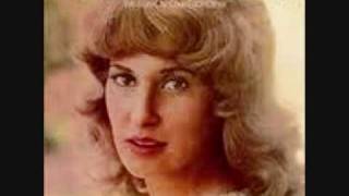 Watch Tammy Wynette Make Me Your Kind Of Woman video