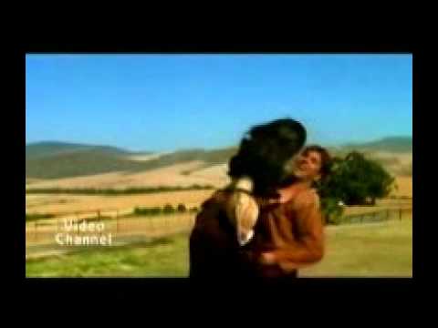 Andaaz=Aalla Kare Dil Na Lage.avi