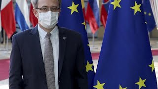 Serbie Les Kosovars Attendent Des Gages