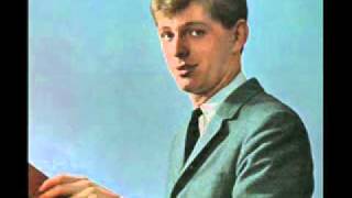 Watch Georgie Fame In The Meantime video