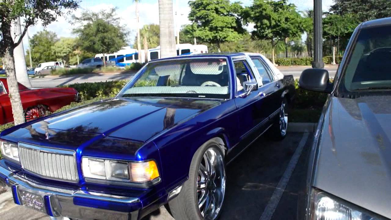 GRAND MARQUIS ON 26" RIMS!!! GUCCI EVERYTHANG!! - YouTube