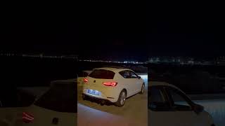 Seat Leon Ve Gece Manzarası Viral