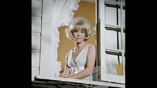 Watch Doris Day Scarlet Ribbons for Her Hair video