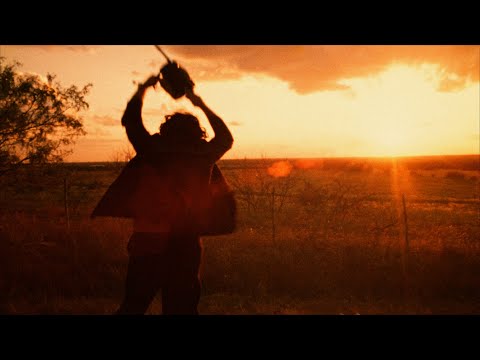 ビキニの美女、人肉ソーセージ、耳を裂くチェーンソーの絶叫…世界を席巻したホラーの最高傑作が再び