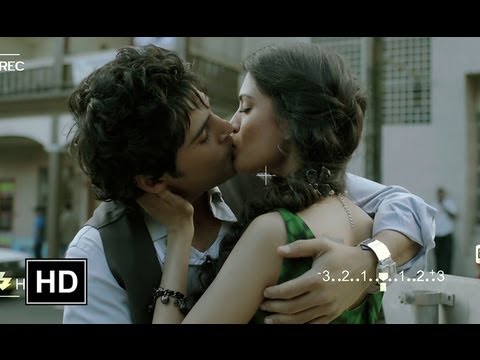 Rajeev Khandelwal & Tena Desaes lip lock - Table No.21