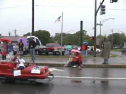 Christine Streco Turnpike Cruiser returns to Middletown Ohio MEMORIAL DAY