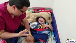 Doc McStuffins checkup pretend play | McDonald's Drive Thru for Happy Meal