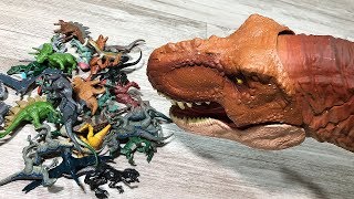Super Colossal T-Rex eats 50 Mini Dinosaurs - Jurassic World Fallen Kingdom Dinosaur Toys for kids