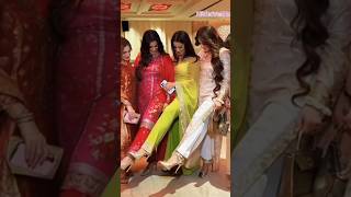 Actress Shoeplay High Heels Dangling Feet Foot Worship Toes Barefoot