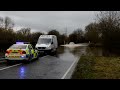 Видео Emergency Services 26th November 2012 Maisemore Road Flooded By River Severn
