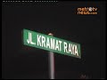 image Braakk Sopir Mabuk Tabrak Taksi Dan Pembatas Taman