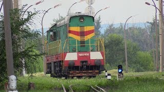 Видео Тепловоз ЧМЭ3-4518 на 1435мм на ст. Унгены / CME3-4518 on 1435mm gauge at Ungheni station от diiselrong, улица Фынтынилор, Унгены, Молдавия